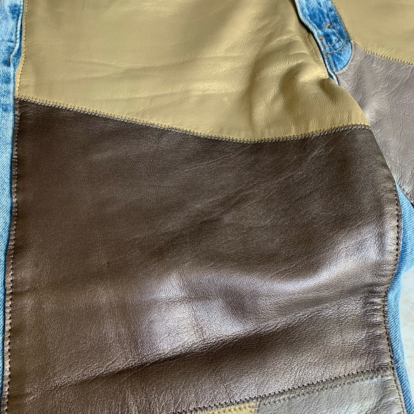 Repurposed Levi’s jeans with leather patchwork. Levi’s 505 regular fit - Picture 7 of 11